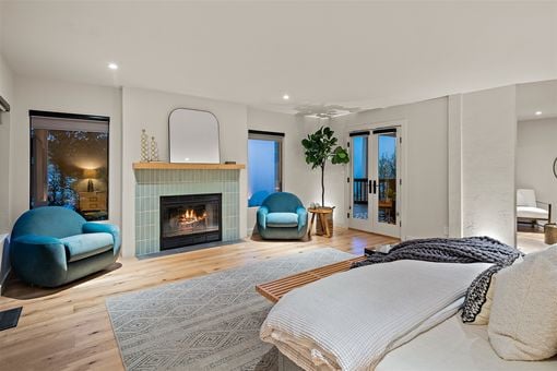 MLS 6895 Exeter Dr Oakland061