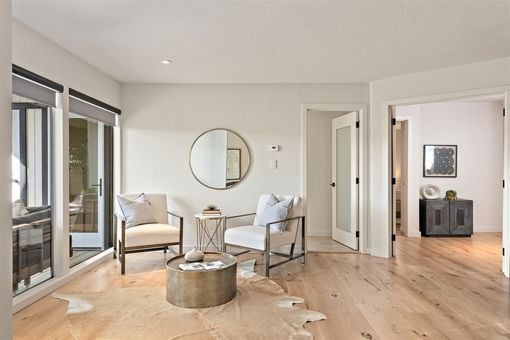 MLS 6895 Exeter Dr Oakland073