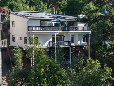 MLS 6895 Exeter Dr Oakland089