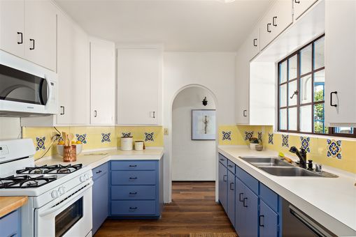 MLS 901 Grizzly Peak Blvd Berkeley036