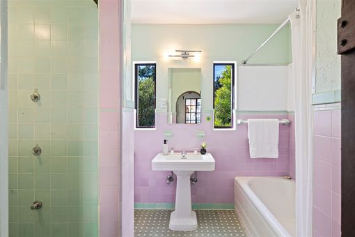 MLS 901 Grizzly Peak Blvd Berkeley049