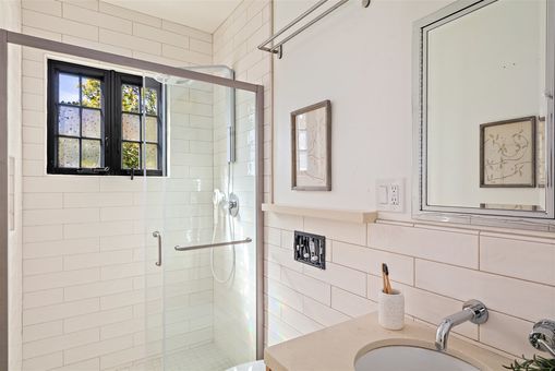 MLS 901 Grizzly Peak Blvd Berkeley083