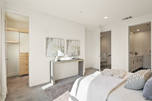 MLS 2048 Starling Alameda035