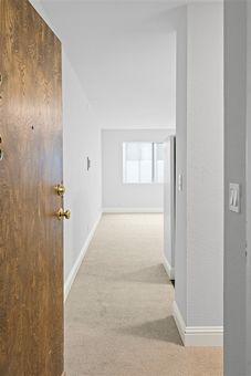 MLS 360 Vernon St No216 Oakland004