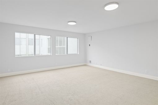 MLS 360 Vernon St No216 Oakland005