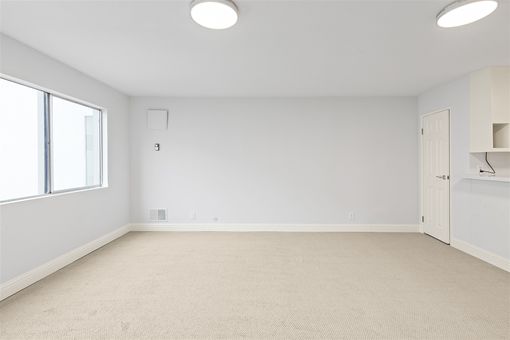 MLS 360 Vernon St No216 Oakland007