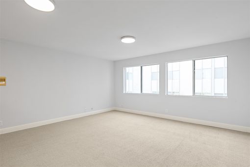 MLS 360 Vernon St No216 Oakland008