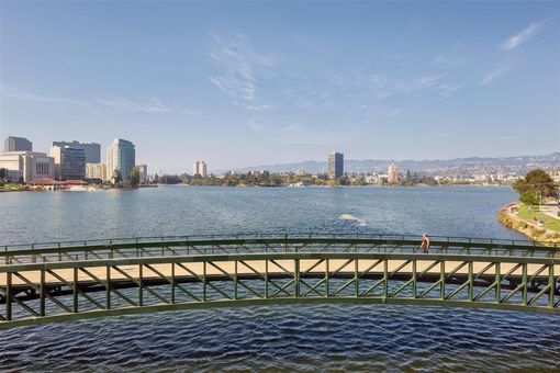 MLS Oakland Lake Merritt Lakeshore007