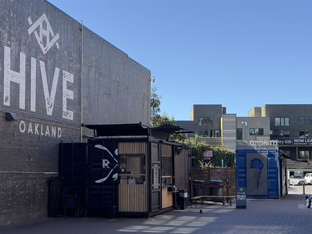 MLS Oakland Lake Merritt Lakeshore012