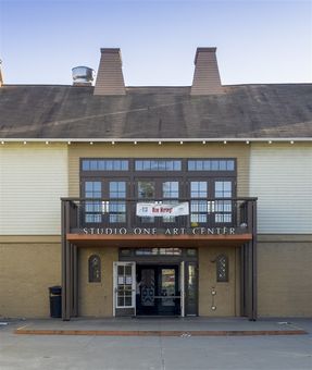 MLS Oakland Lake Merritt Lakeshore028