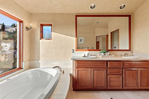 26-[065] MLS 29 Live Oak Rd Berkeley