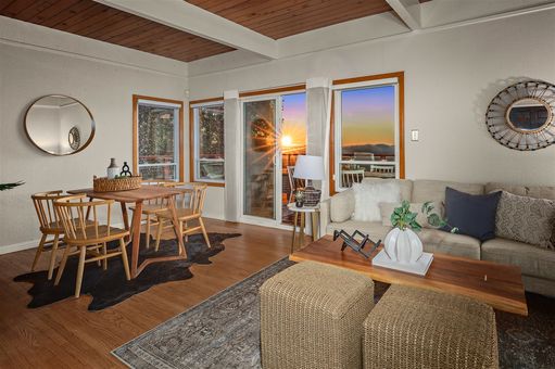 MLS 6741 Snake Rd Oakland010