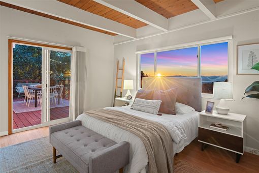 MLS 6741 Snake Rd Oakland025