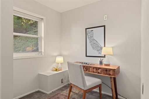 MLS 6741 Snake Rd Oakland046