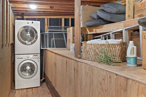 MLS 6741 Snake Rd Oakland054