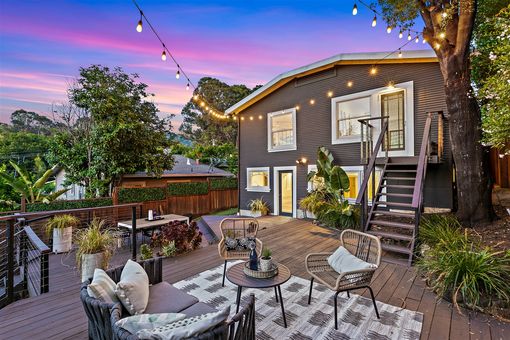 002 - MLS 5945 Majestic Ave Oakland044