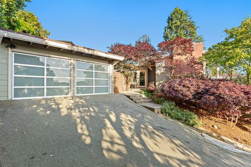 007 - MLS 4 Estates Dr Kensington061