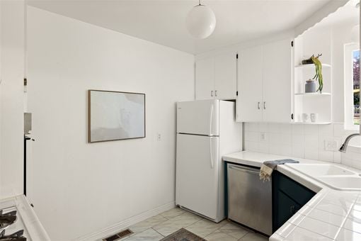 015 - MLS 4546 Virginia Ave Oakland015