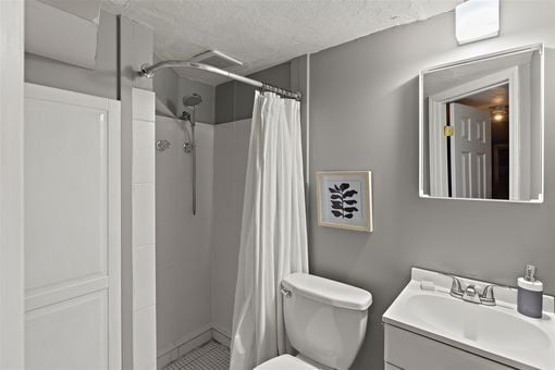 026 - MLS 4546 Virginia Ave Oakland021
