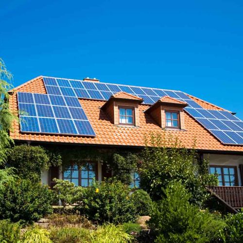 Selling a Berkeley or Oakland Home With Solar in 2026