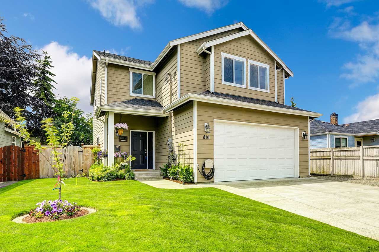 two-story-house-exterior-70744034