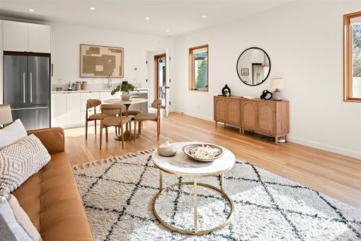 020 - MLS 2241 Glen Ave Berkeley069