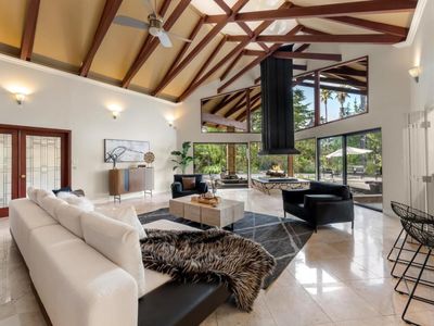 Home Staging in Berkeley and Oakland: What Actually Moves th…
