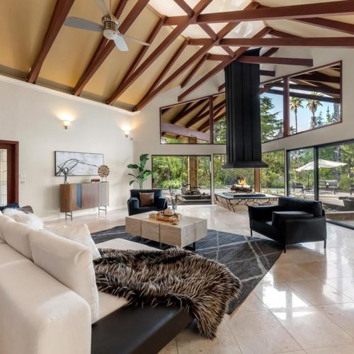 Home Staging in Berkeley and Oakland: What Actually Moves the Needle in 2026