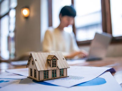 What Does Homeowners Insurance Cover? A Beginner's Guide