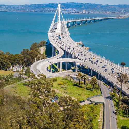 Buying Near Oakland Airport: Noise Zones and Disclosure Considerations