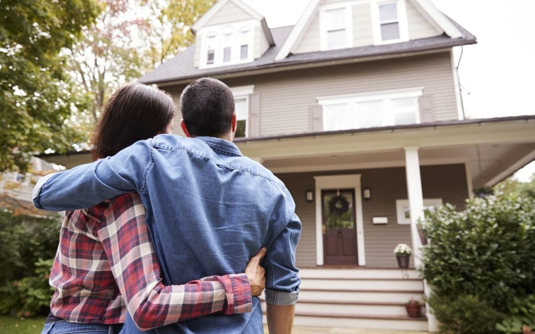 1-21-are-you-considering-buying-a-house-together-before-you-are-married-1080x675