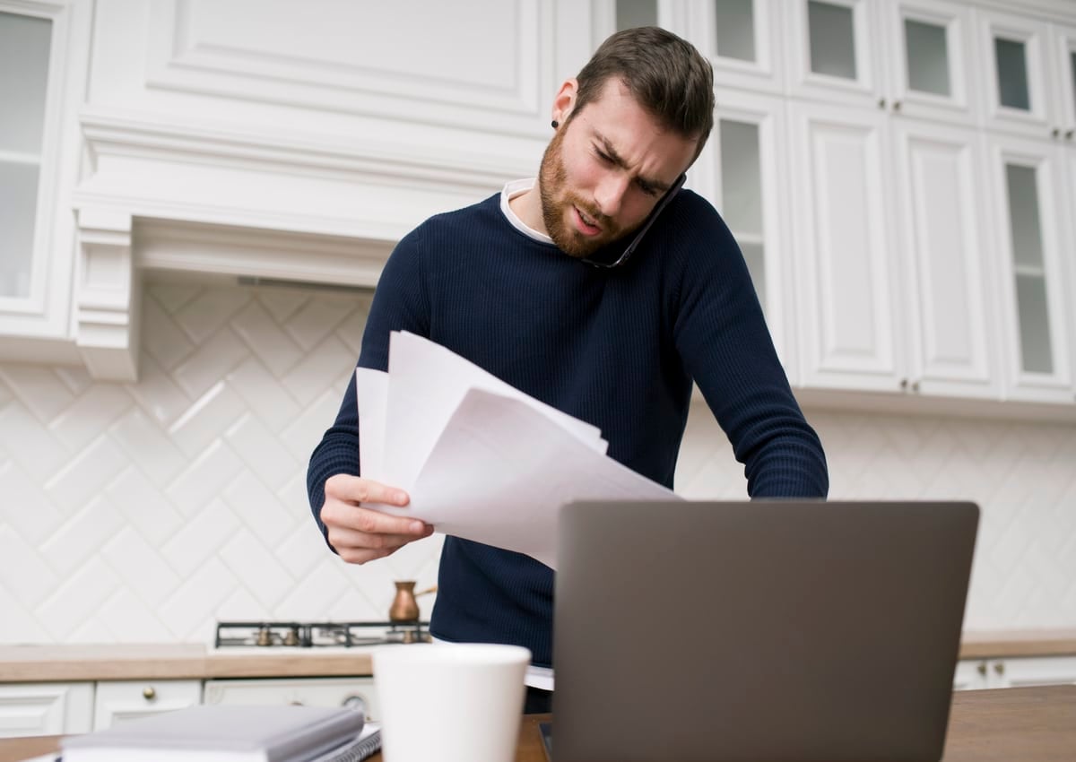 A-man-disputing-a-low-home-appraisal-value-1-1