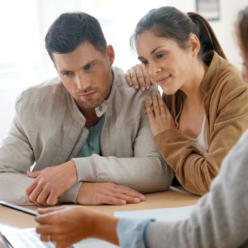 Assignment of Contract: Understanding Real Estate Wholesaling and Its Risks
