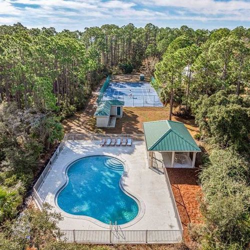 When Is the Right Time to Cash Out on Your Florida Vacation Property?