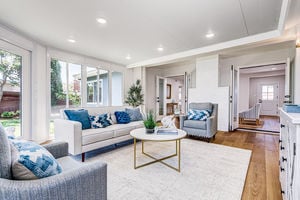 Klapper - 4226 W 172nd_Family room4