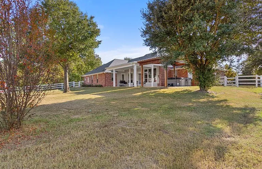 192ad618a8d681277d538bb38ab8eed2-cc_ft_768