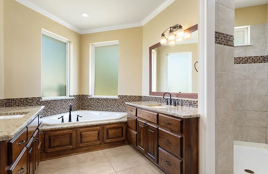 6f9c6b25fa300b846d8d390c8bb08a9f-cc_ft_768