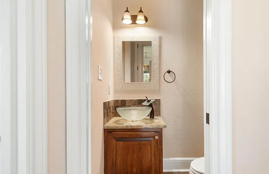 eaa56e6ca9deb5d49fc3978ad227ba3a-cc_ft_768