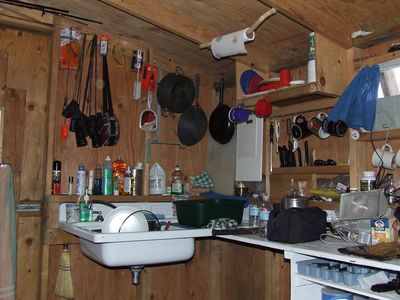 N9 bnkhs sink-counter-resized