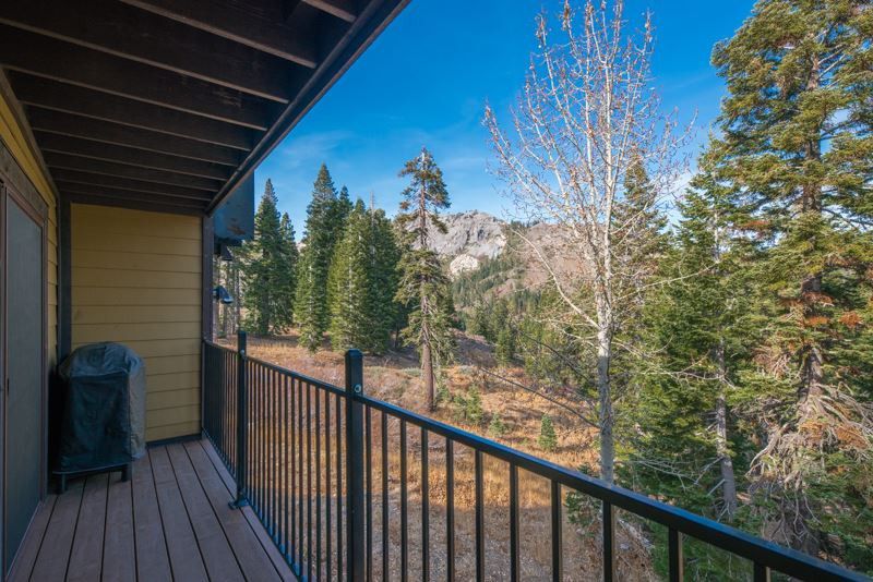 2090 Chalet Rd Unit 4 Alpine Meadows Lake Tahoe