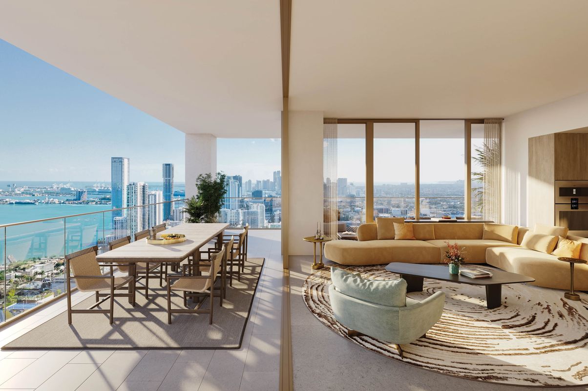 MT_Residence04_Living Balcony