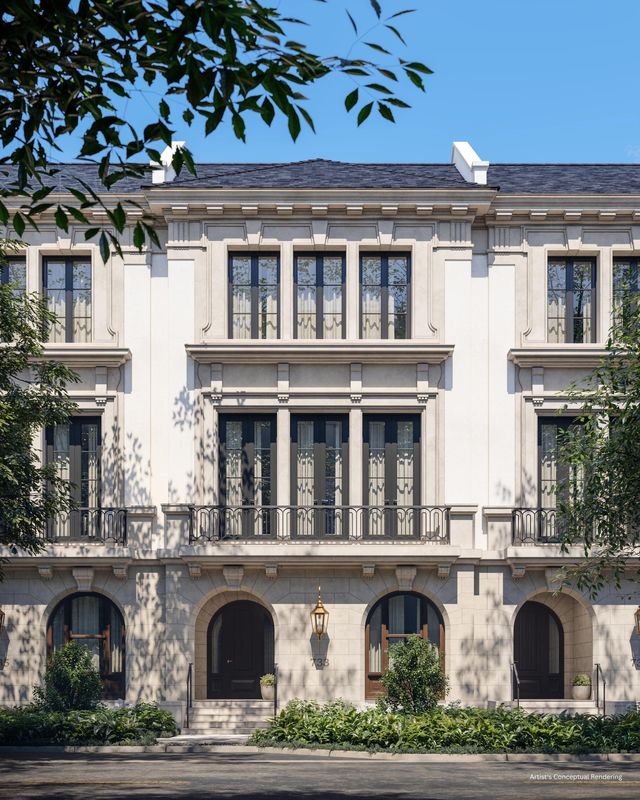 The George - Facade Daytime-min