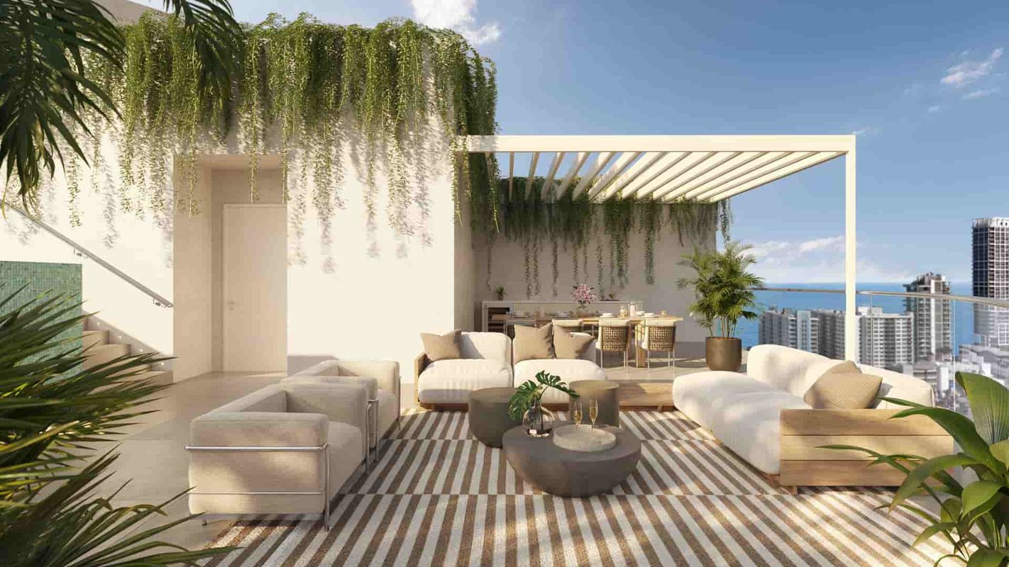 72C_PH Rooftop Lounge