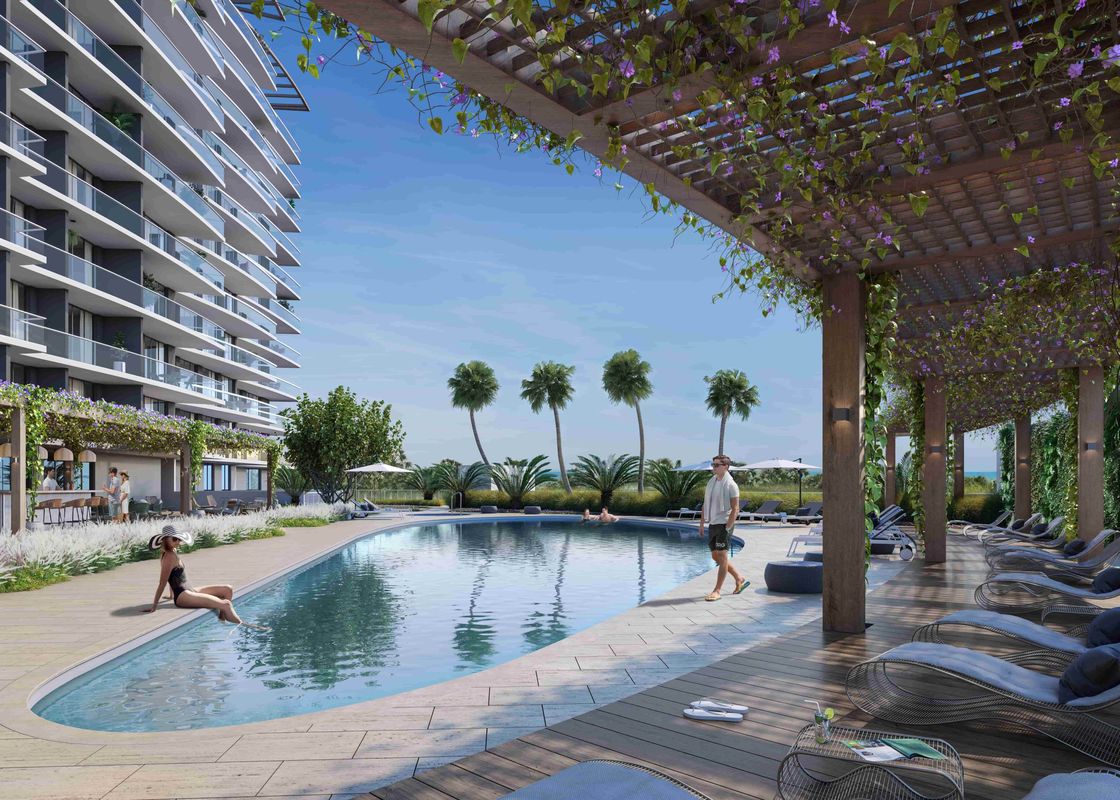 FORCT_04_Pool Deck_High_people