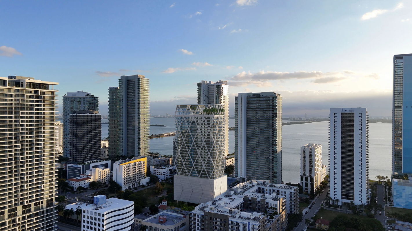 HQ_RESIDENCES_Building Day View (2)