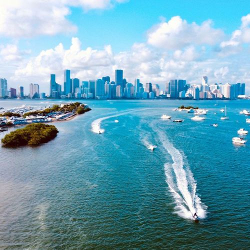 Living on Biscayne Bay: Lifestyle, Property Values and Waterfront Real in Miami