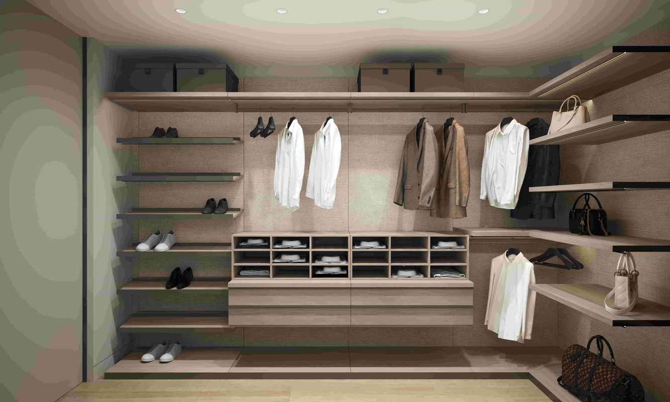 Option 1 Walk-in-closet 3