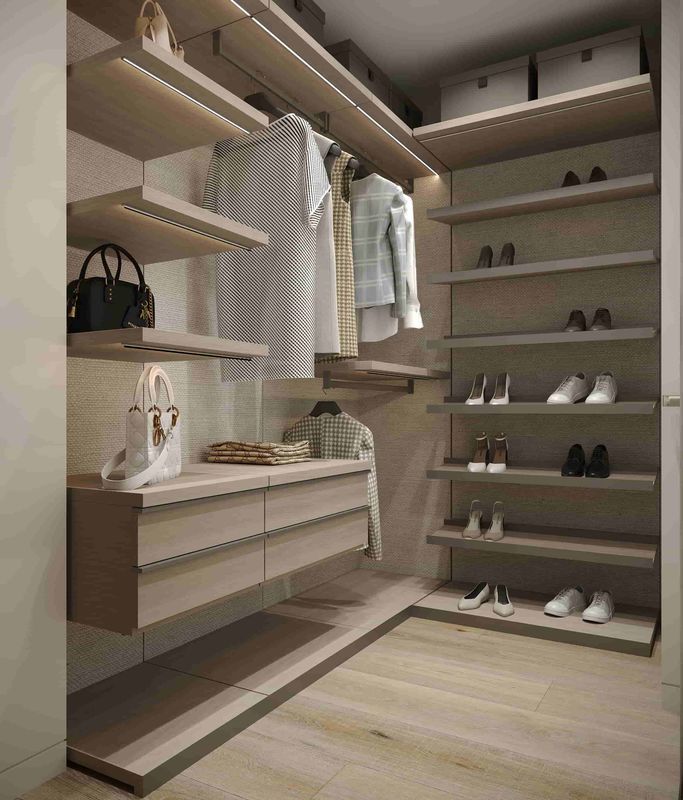 Option 2 Walk-in closet 1