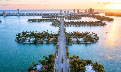 Venetian Islands Walkabout: Paths, Views & Island Life