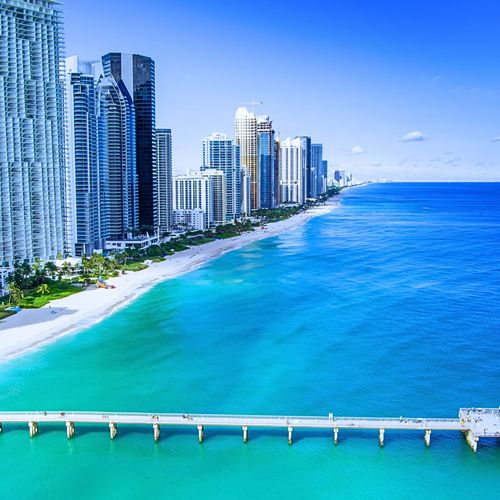 Living in Surfside Miami: The 2026 Boutique Beach Town Buyer's Guide